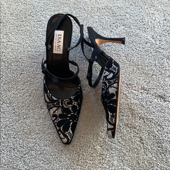 Isaac Mizrahi heels - Picture 3 of 5